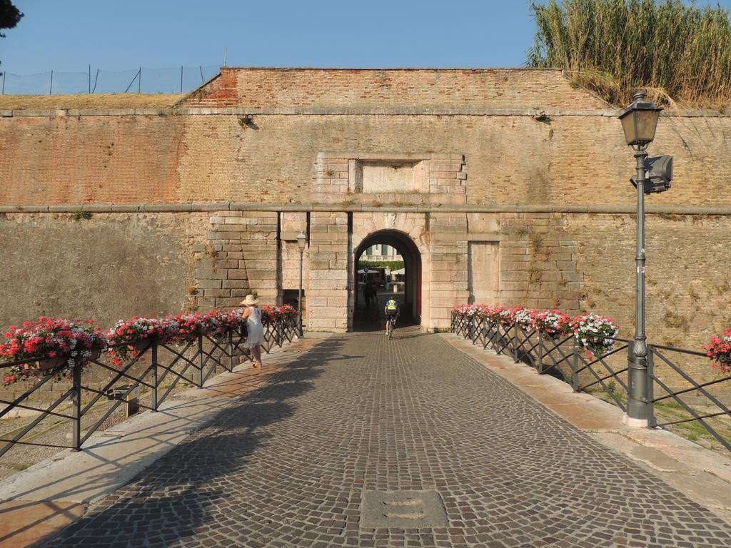 Anfite Apartments Aleardi Peschiera del Garda Exterior foto